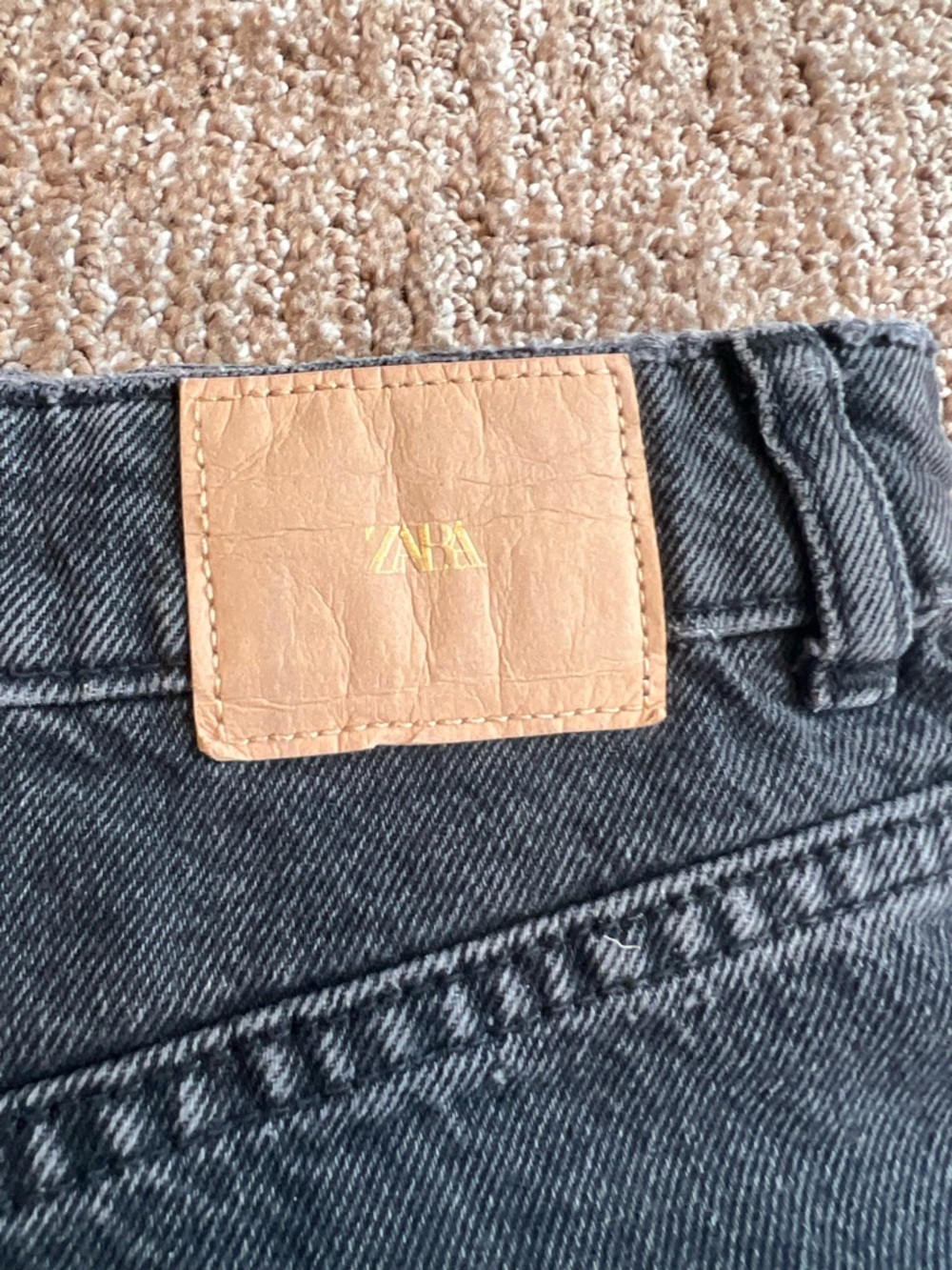 Zara Women’s Black Jean Shorts Distressed Festival Western High Rise 8 - Picture 6 of 8